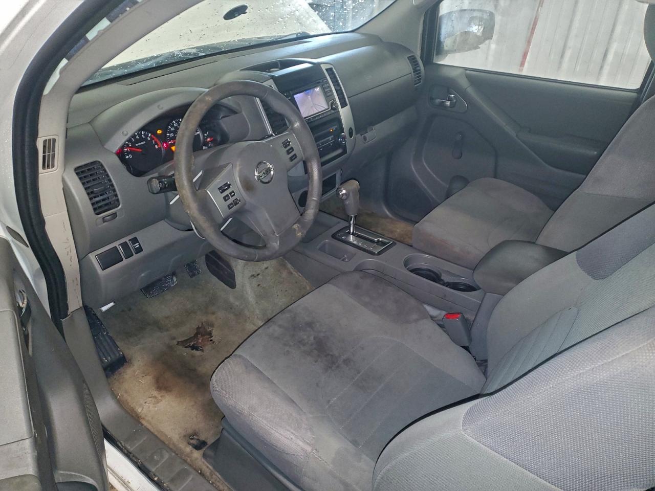 Nissan Frontier S Image 5