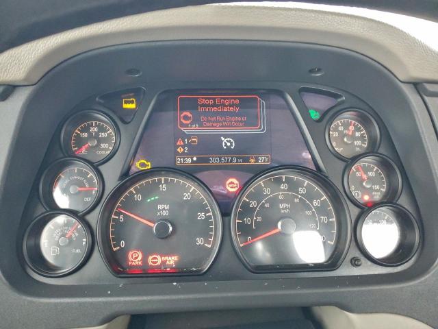 Peterbilt 579 Image 6