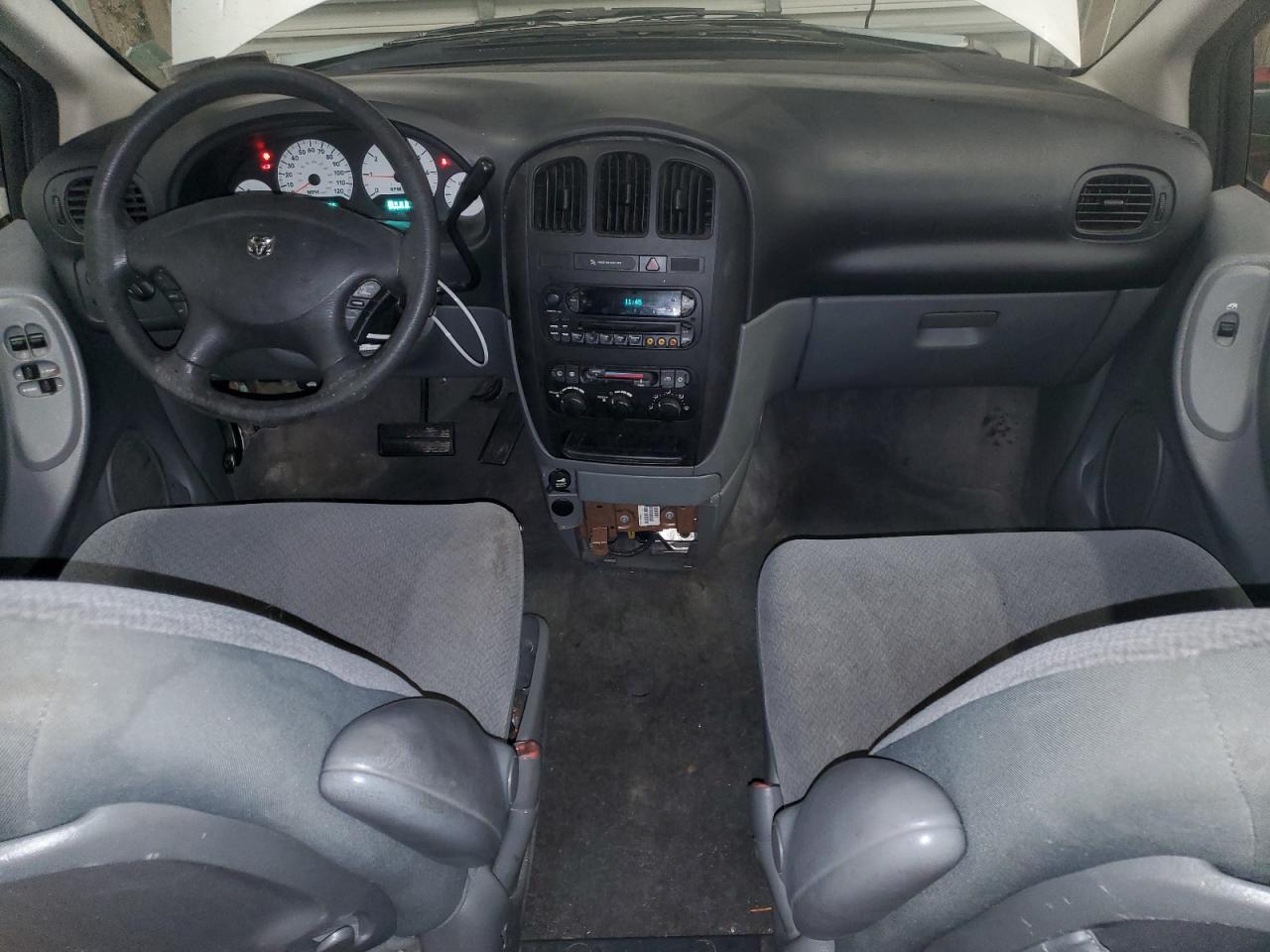 Dodge Caravan Se Image 7