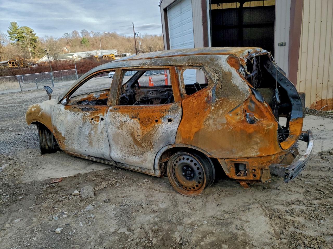 Nissan Rogue S Image 3