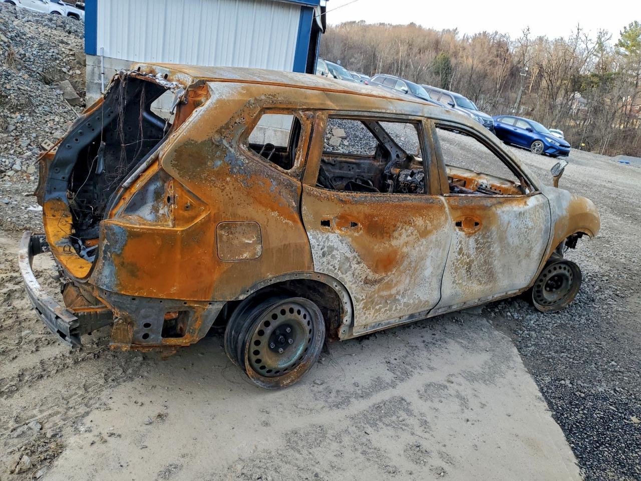 Nissan Rogue S Image 9