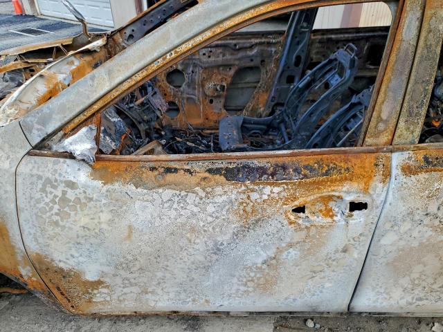 Nissan Rogue S Image 12