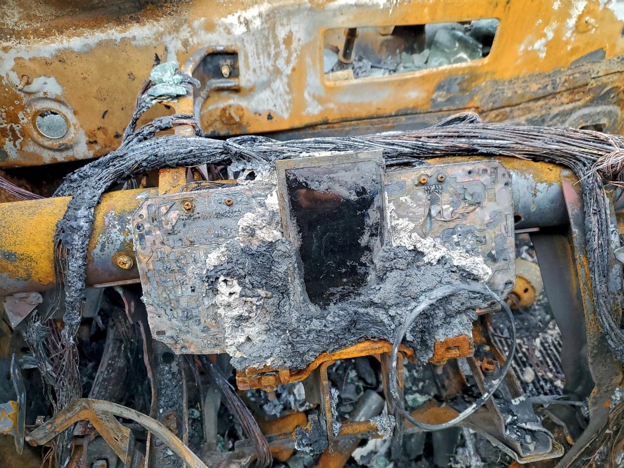 Nissan Rogue S Image 11