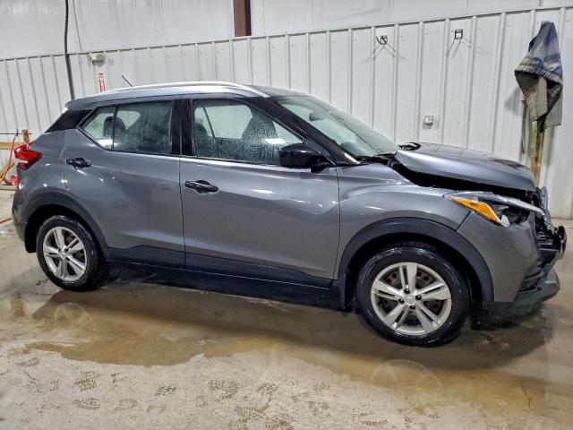 Nissan Kicks S Image 2