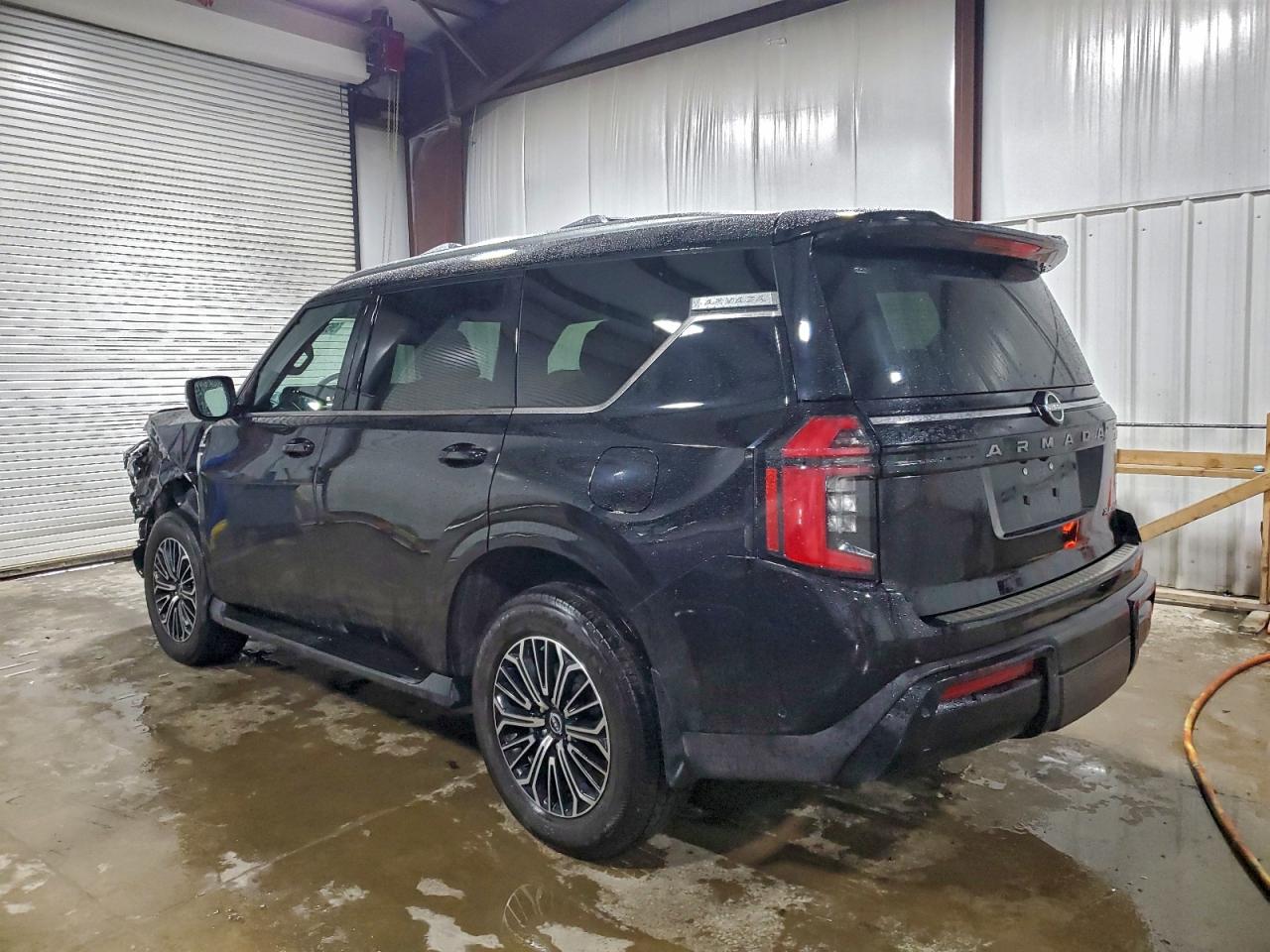 Nissan Armada Platinum Image 9
