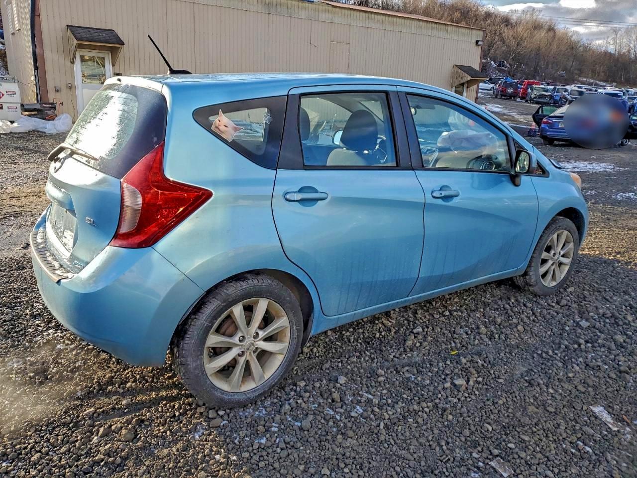 Nissan Versa S Image 4
