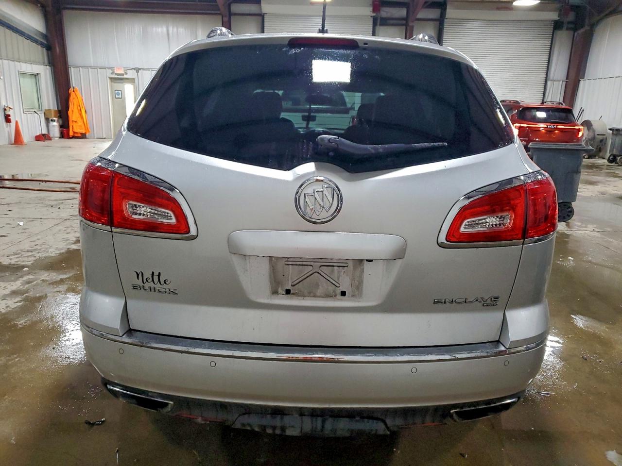 Buick Enclave Image 4