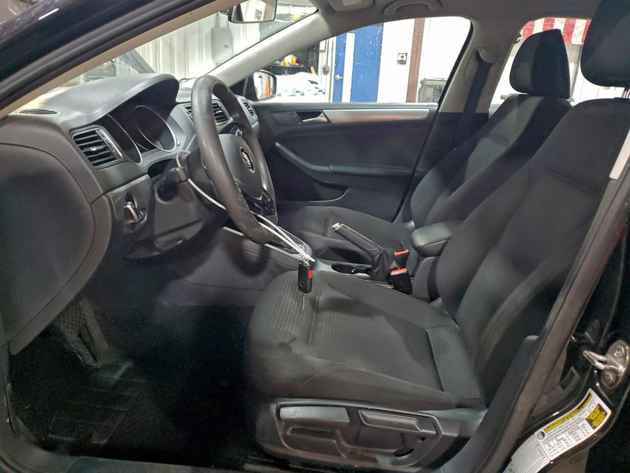 Volkswagen Jetta Se Image 12