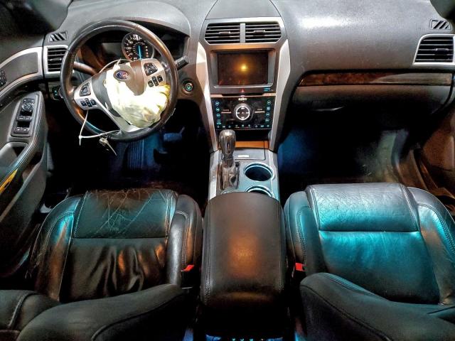 Ford Explorer Limited Image 7