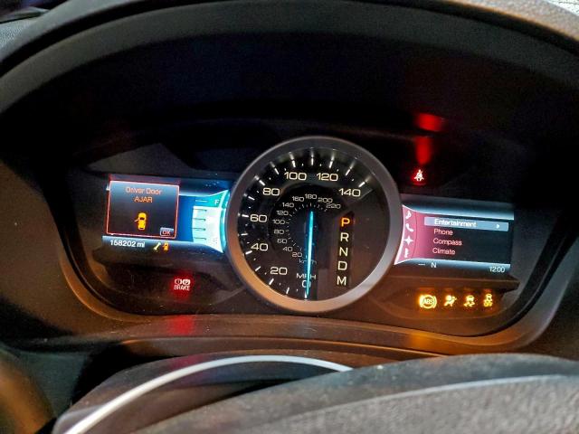 Ford Explorer Limited Image 11