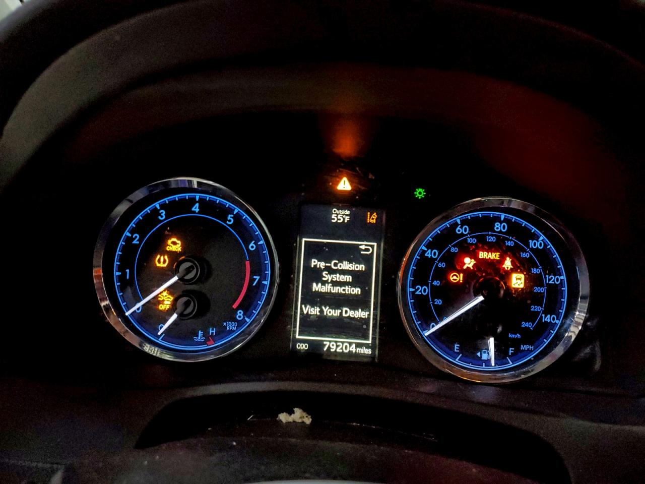 Toyota Corolla L Image 5