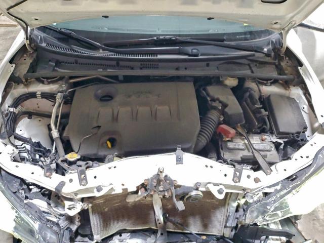 Toyota Corolla L Image 11