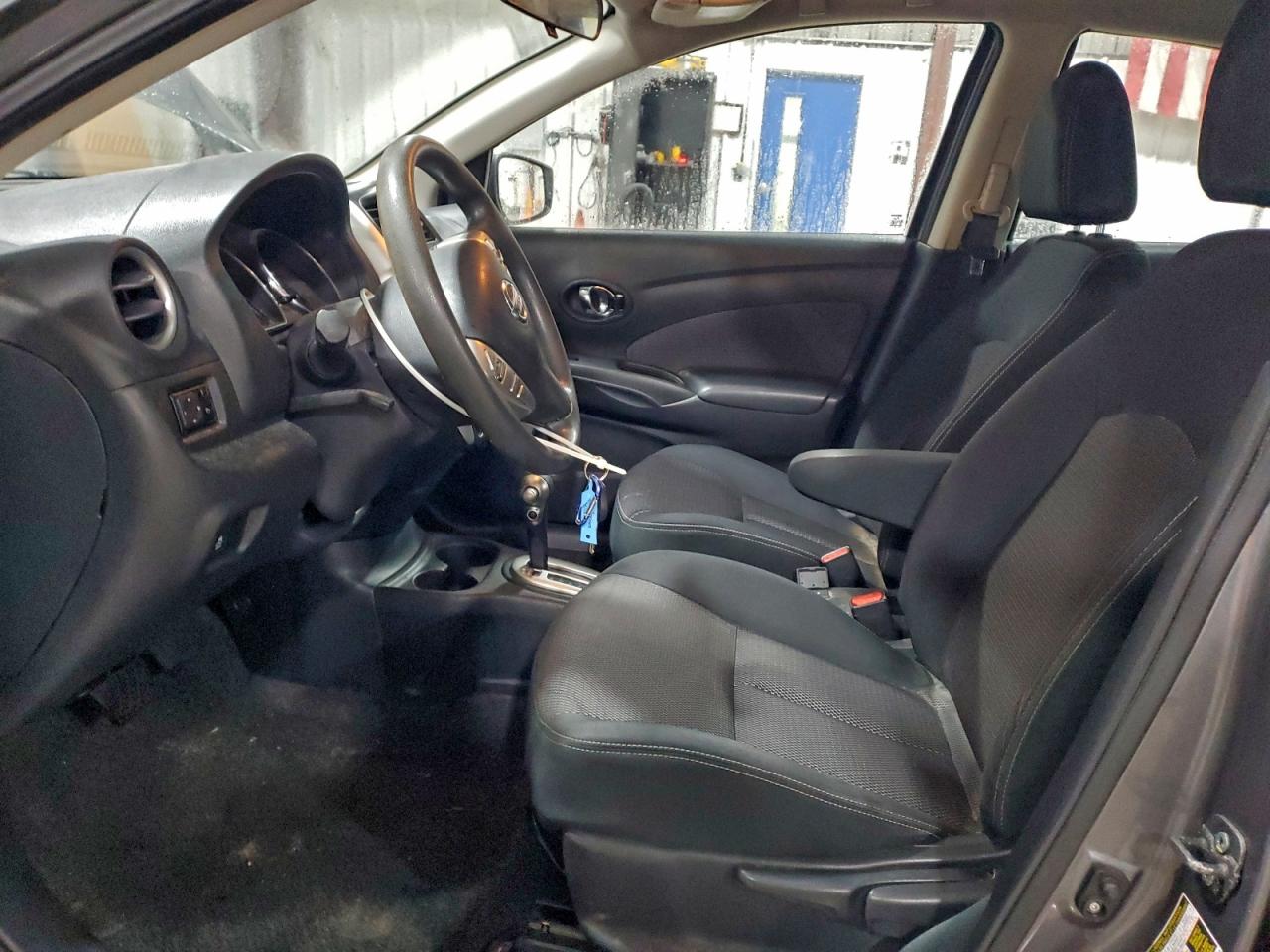 Nissan Versa S Image 10