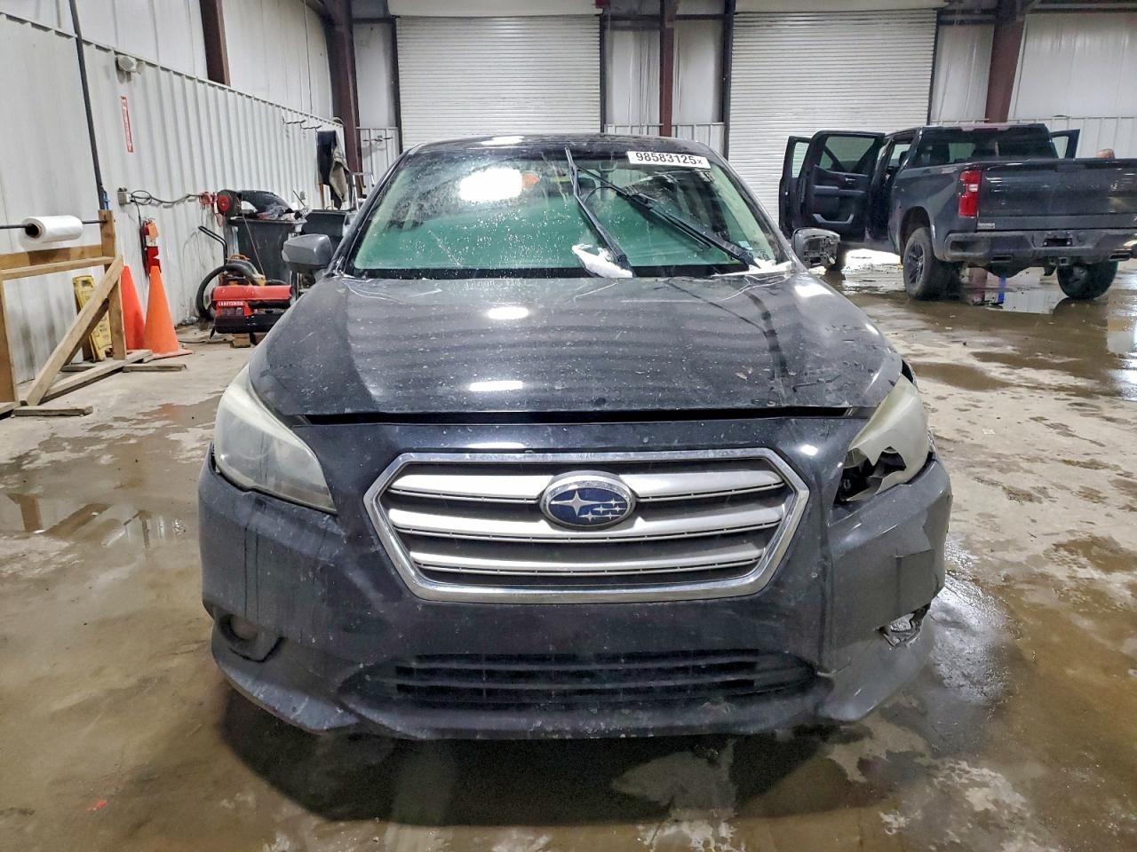 Subaru Legacy 2.5i Premium Image 6