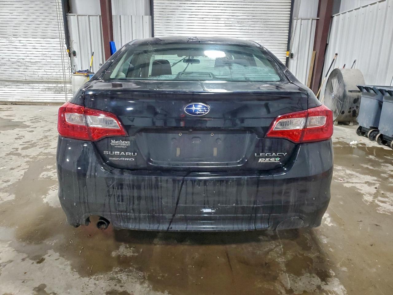 Subaru Legacy 2.5i Premium Image 3