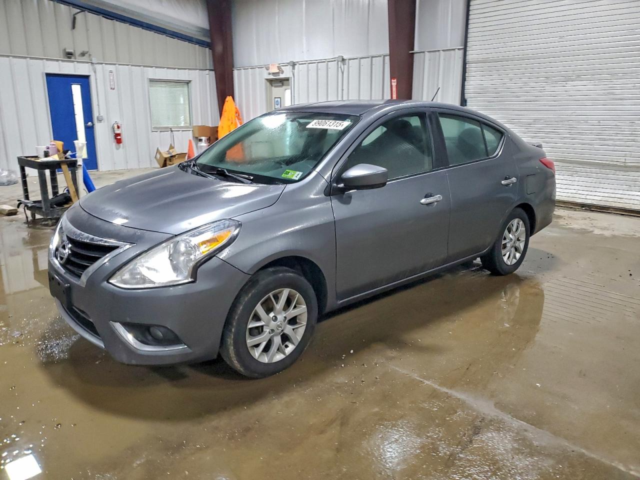 Nissan Versa S Image 1