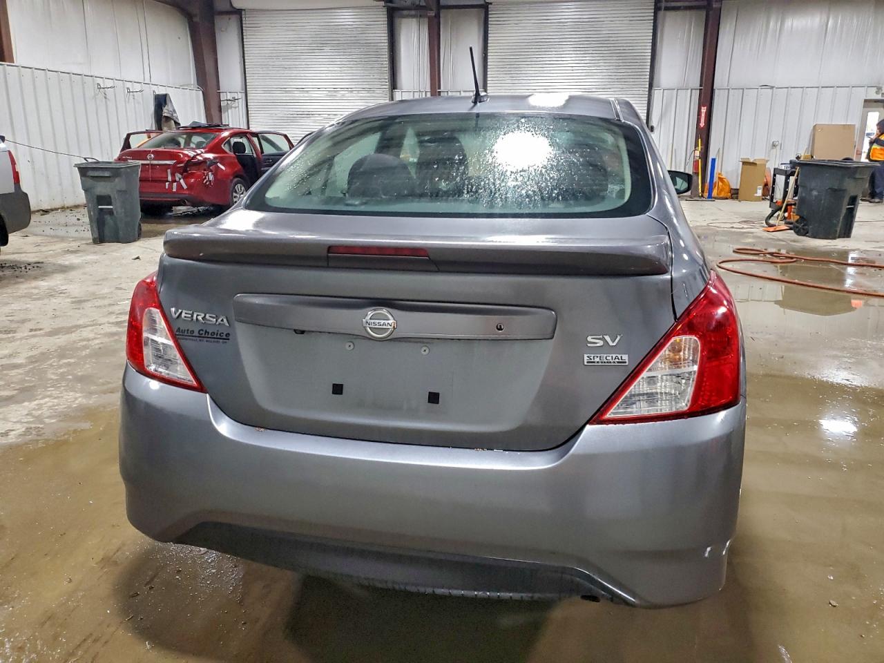 Nissan Versa S Image 6