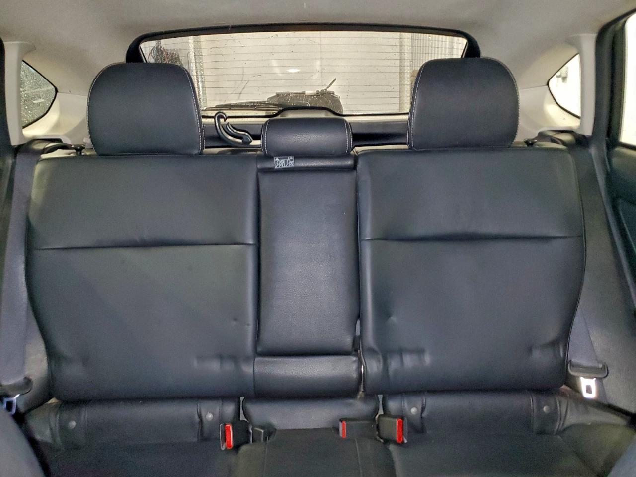 Subaru Impreza Sport Limited Image 11