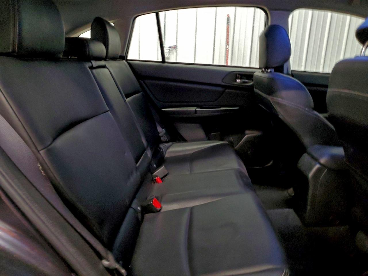 Subaru Impreza Sport Limited Image 12