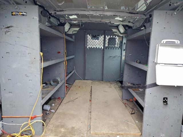 Ford Transit T-250 Image 9