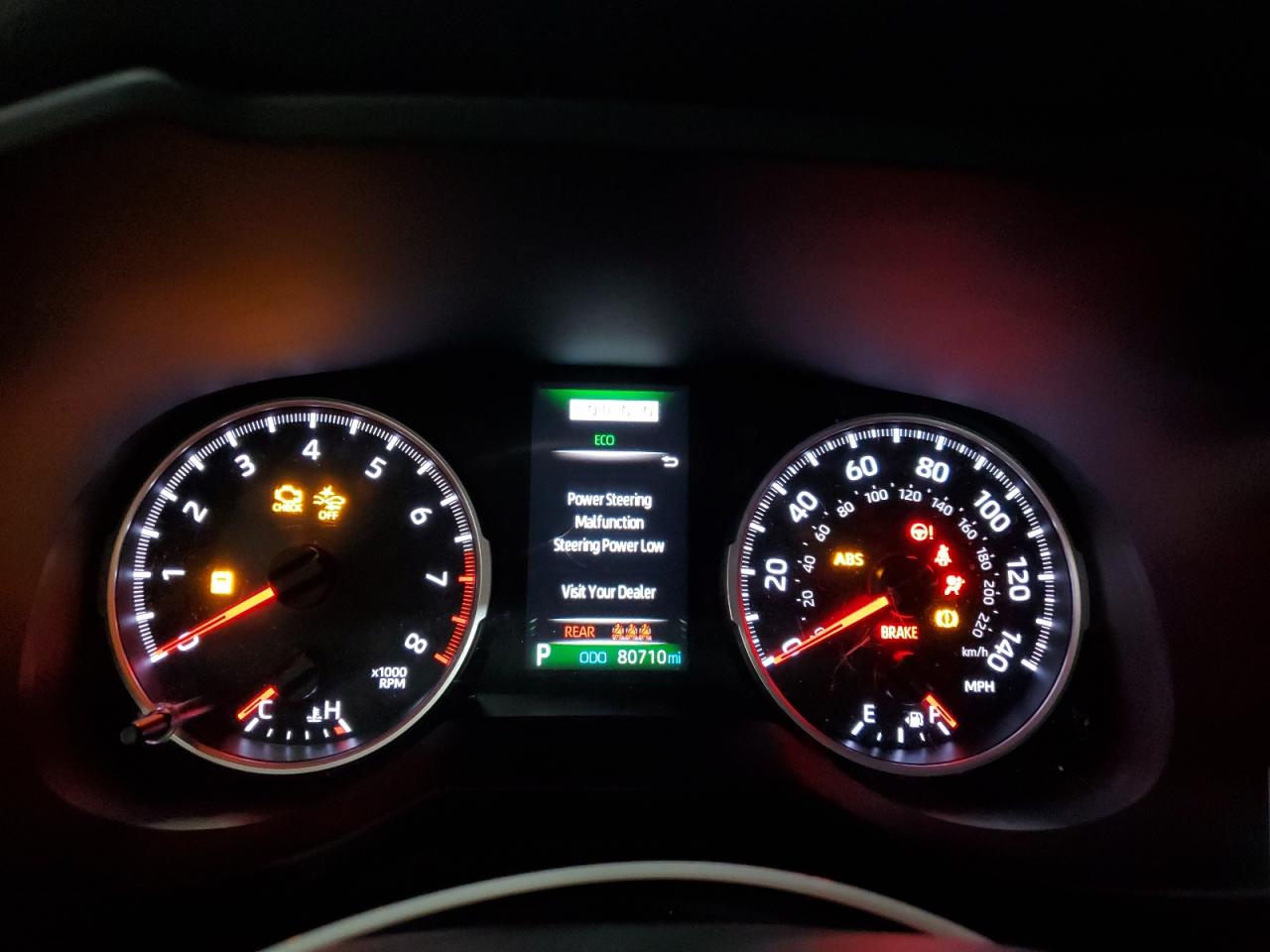 Toyota RAV4 Xle Premium Image 12