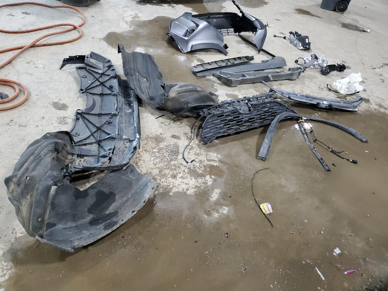 Toyota RAV4 Xle Premium Image 10