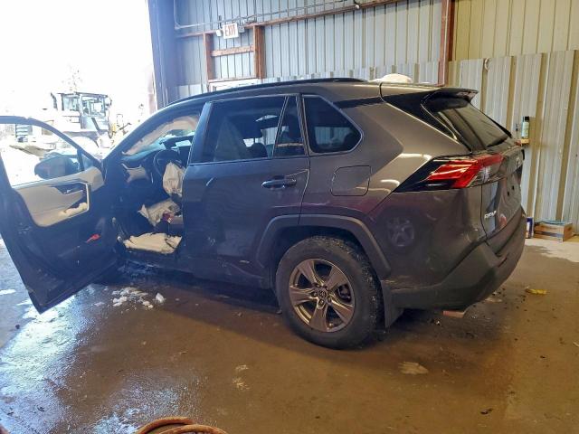 Toyota RAV4 Xle Image 2