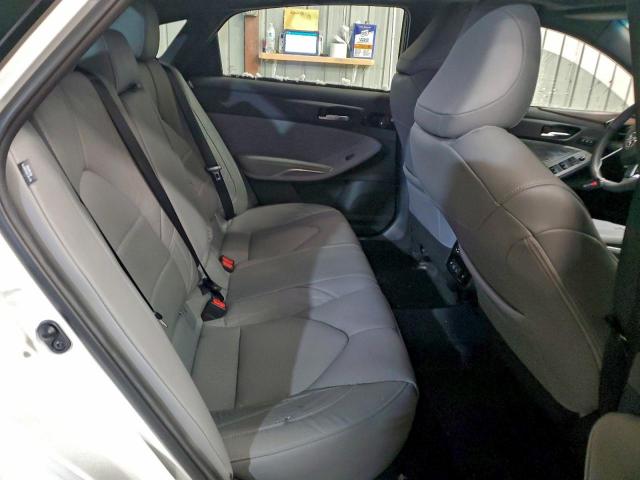 Toyota Avalon Limited Image 9