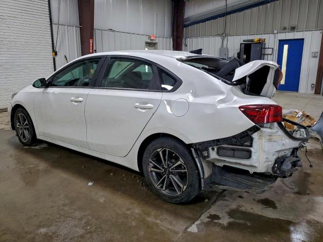 Kia Forte Fe Image 4