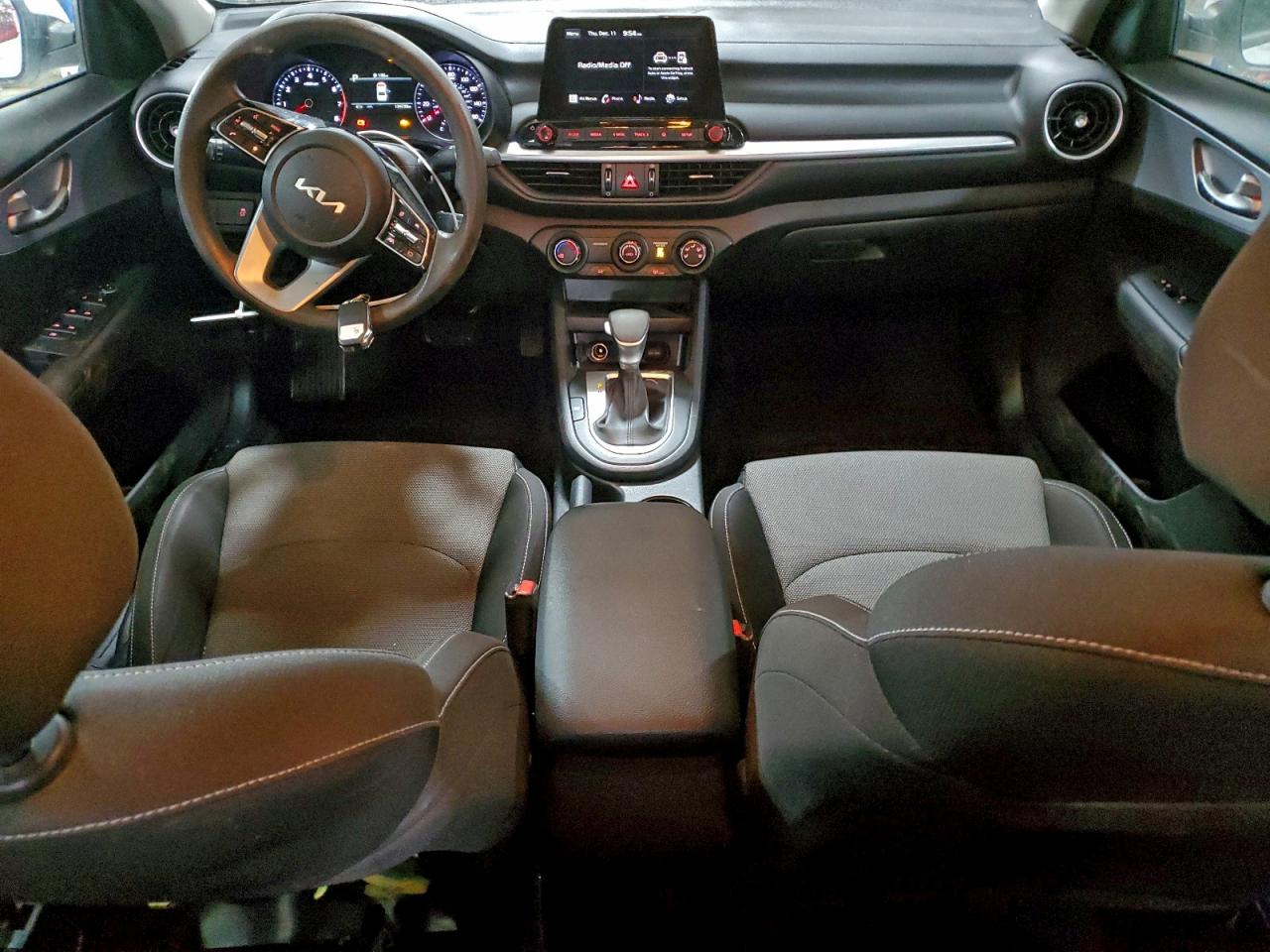 Kia Forte Fe Image 12