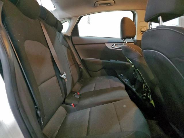 Kia Forte Fe Image 11