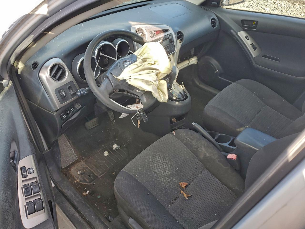 Toyota Matrix Xr Image 10