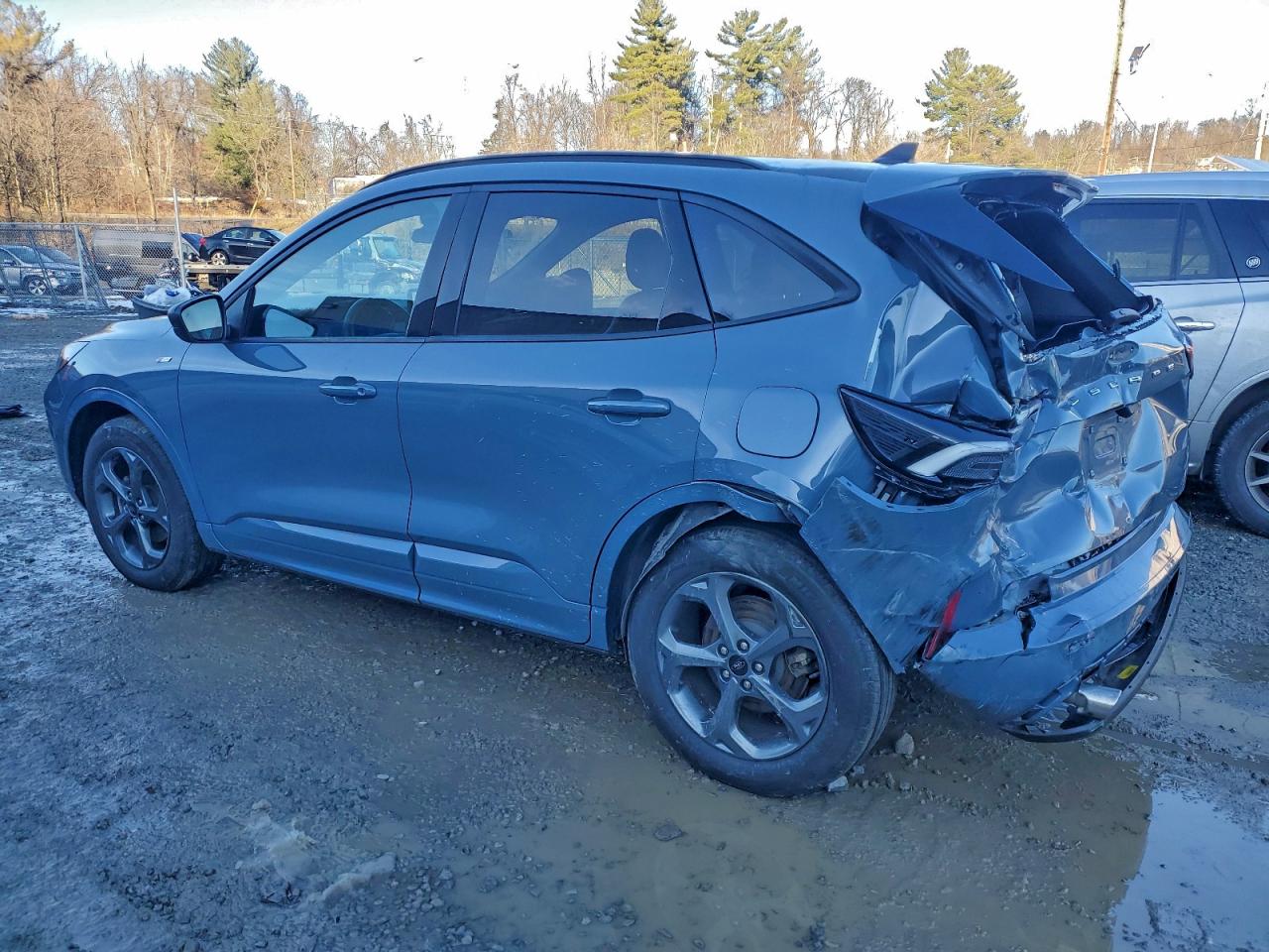 Ford Escape St Line Image 2