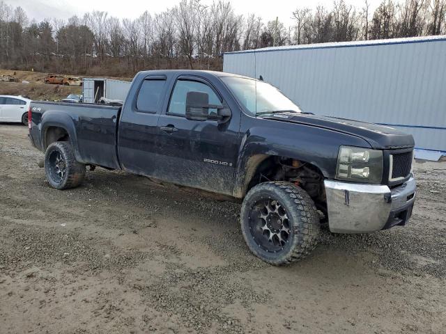 Chevrolet Silverado K2500 Heavy Duty Image 2