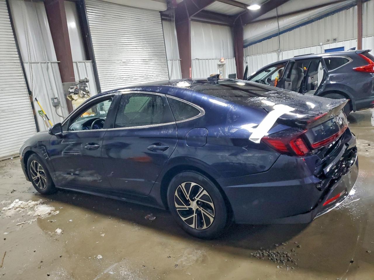 Hyundai SONATA Hybrid Image 11