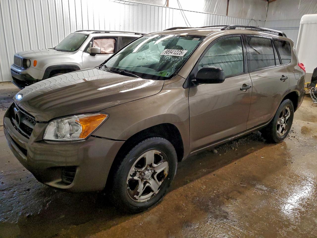 Toyota RAV4 Image 1