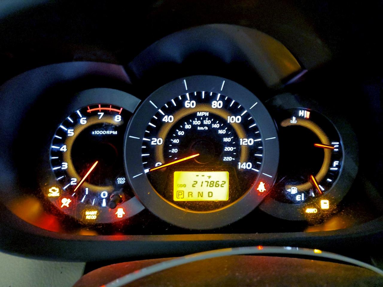 Toyota RAV4 Image 13