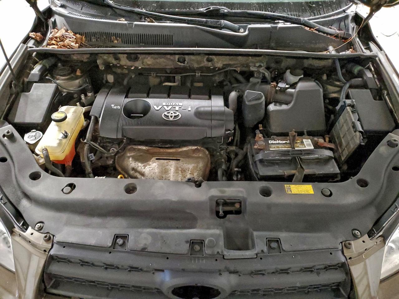 Toyota RAV4 Image 14