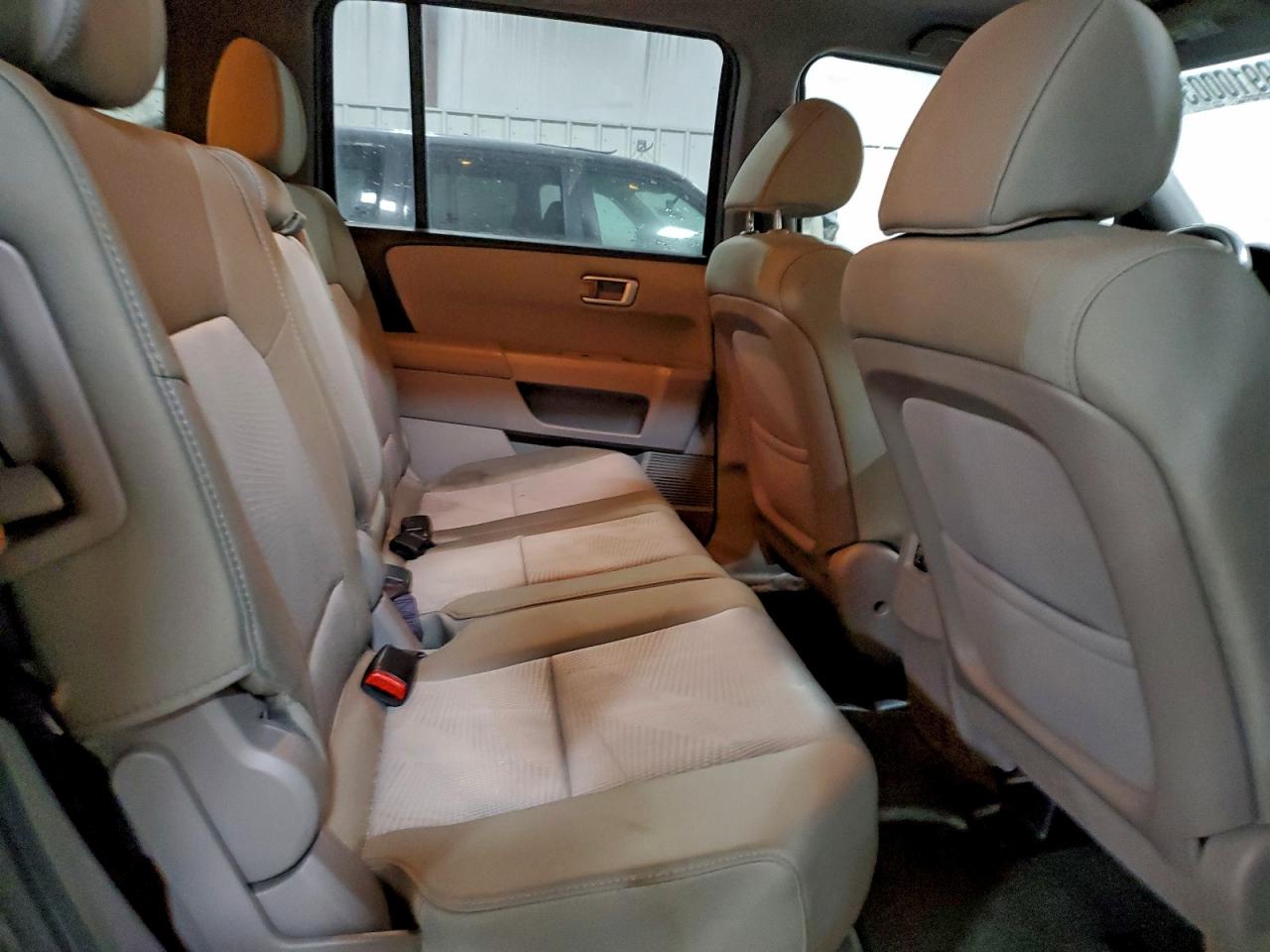 Honda Pilot Lx Image 10