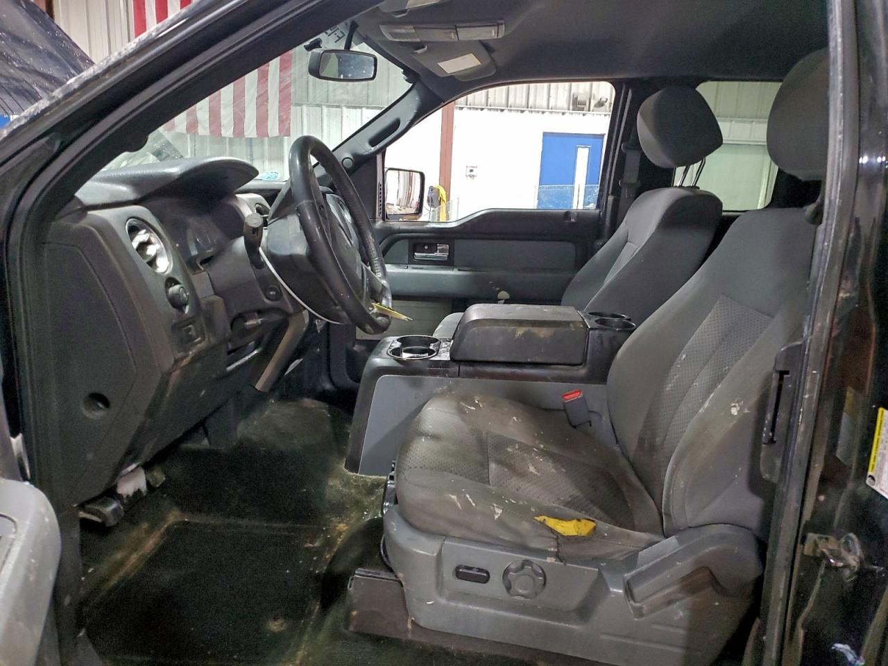 Ford F-150 Super Cab Image 9