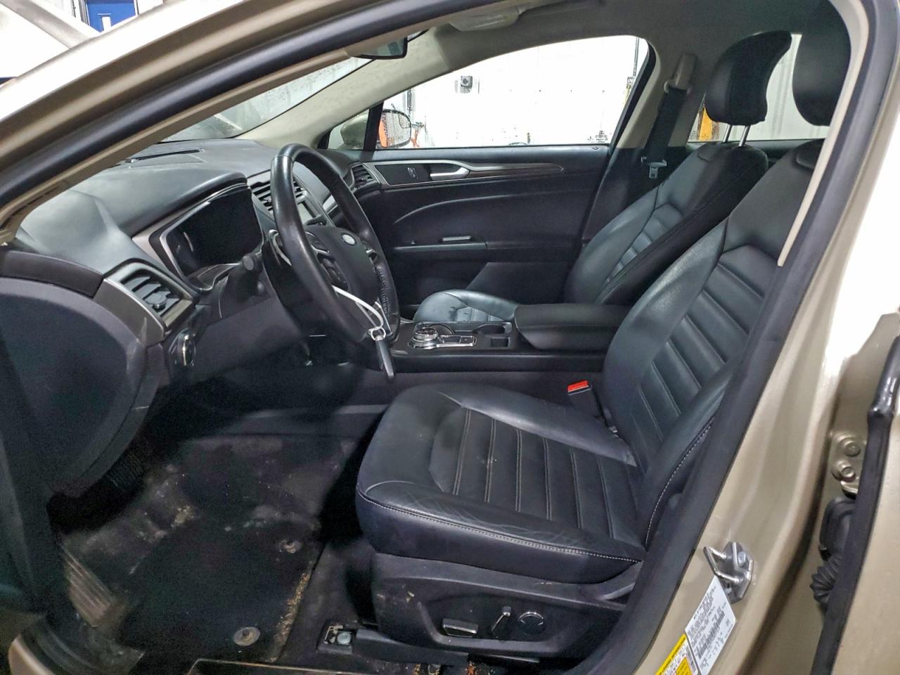 Ford Fusion Se Image 13