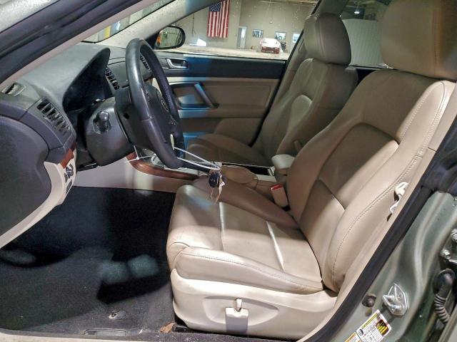 Subaru Outback 2.5i Limited Image 3