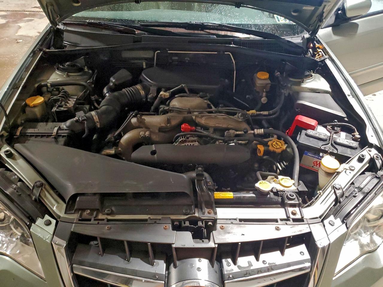 Subaru Outback 2.5i Limited Image 11