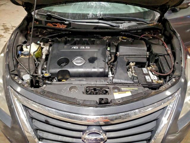 Nissan Altima 3.5s Image 10