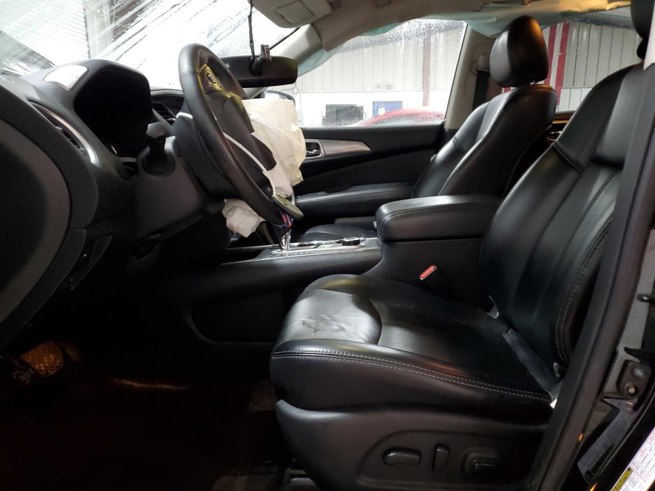 Nissan Pathfinder S Image 12