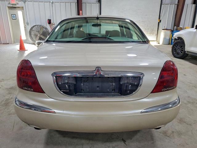 Lincoln Continental Image 8