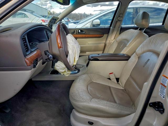 Lincoln Continental Image 4