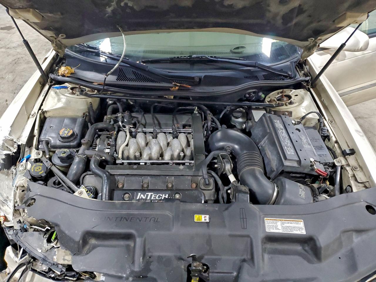 Lincoln Continental Image 7