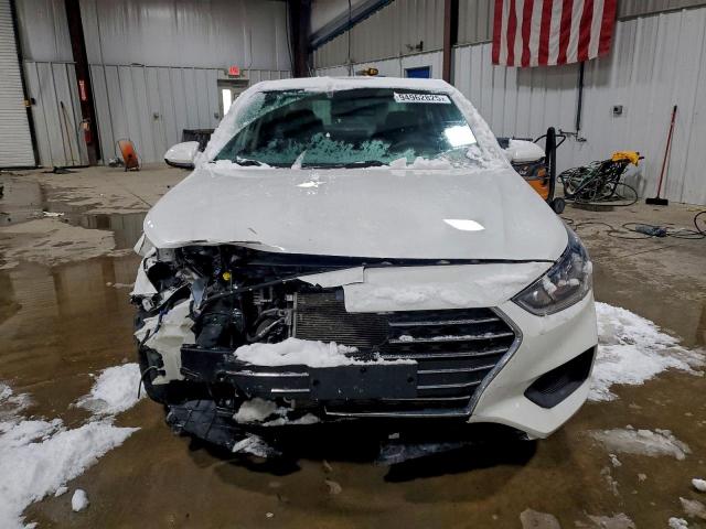 Hyundai ACCENT Se Image 2