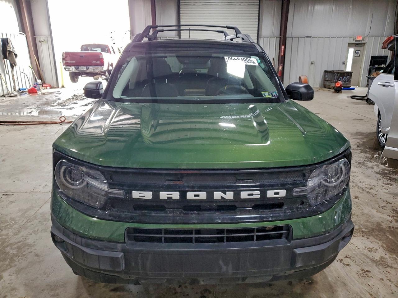 Ford Bronco Outer Banks Image 2